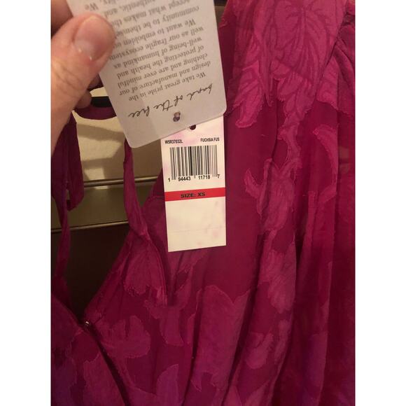 Band of Gypsies NWT Kiss Me Fuschia Peplum Boho Tie Back Mini Dress Size XS - Picture 6 of 13